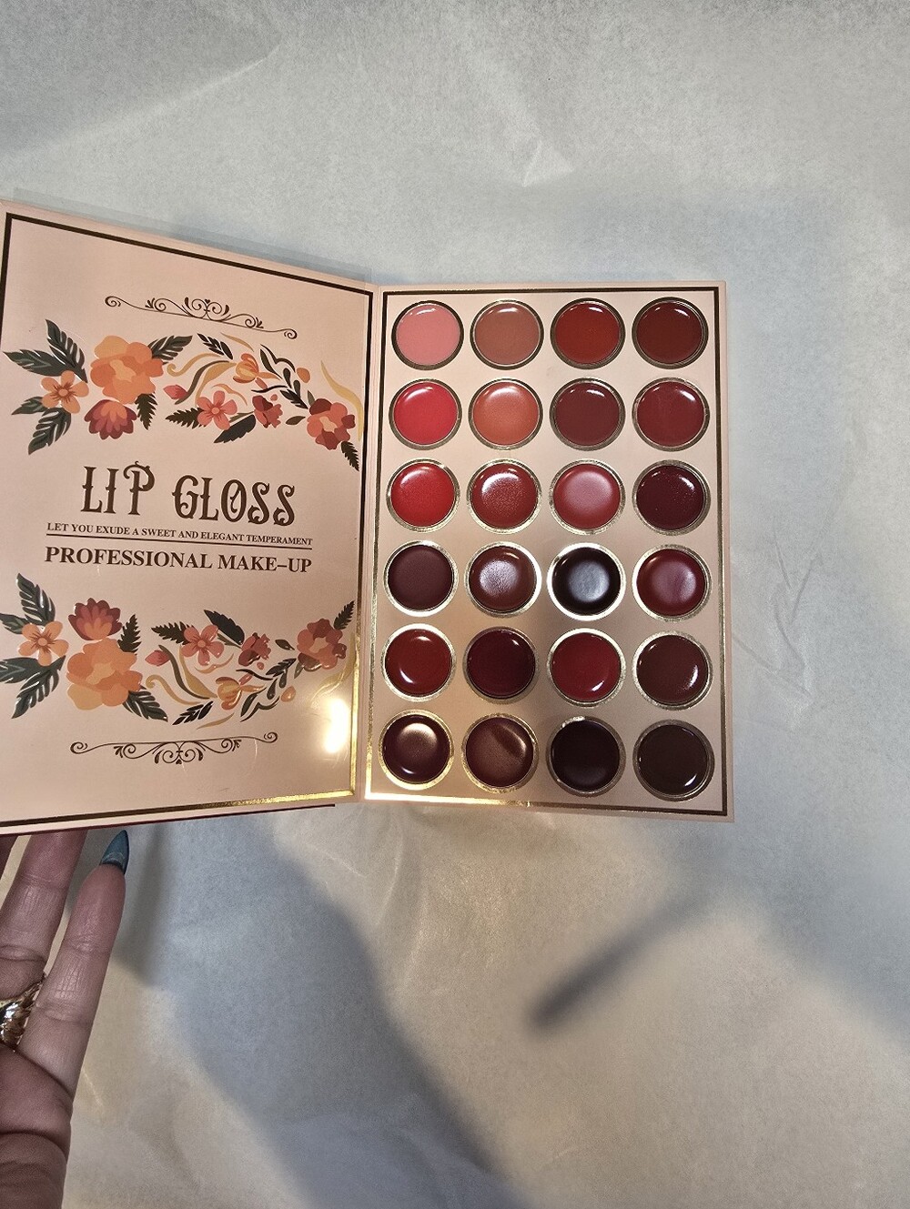 Girabella Professional Makeup Pallet - Picture 5 of 8